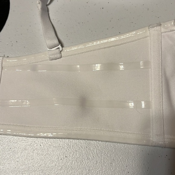 Vanity Fair strapless underwire bra,(new)size 40D - Picture 7 of 7